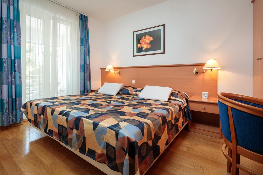 Fontana Bayside Park Appartement Jelsa (Hvar)